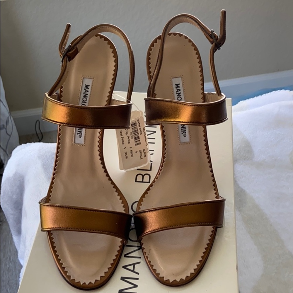 Manolo Blahnik Bronze Heels size 8.5/39